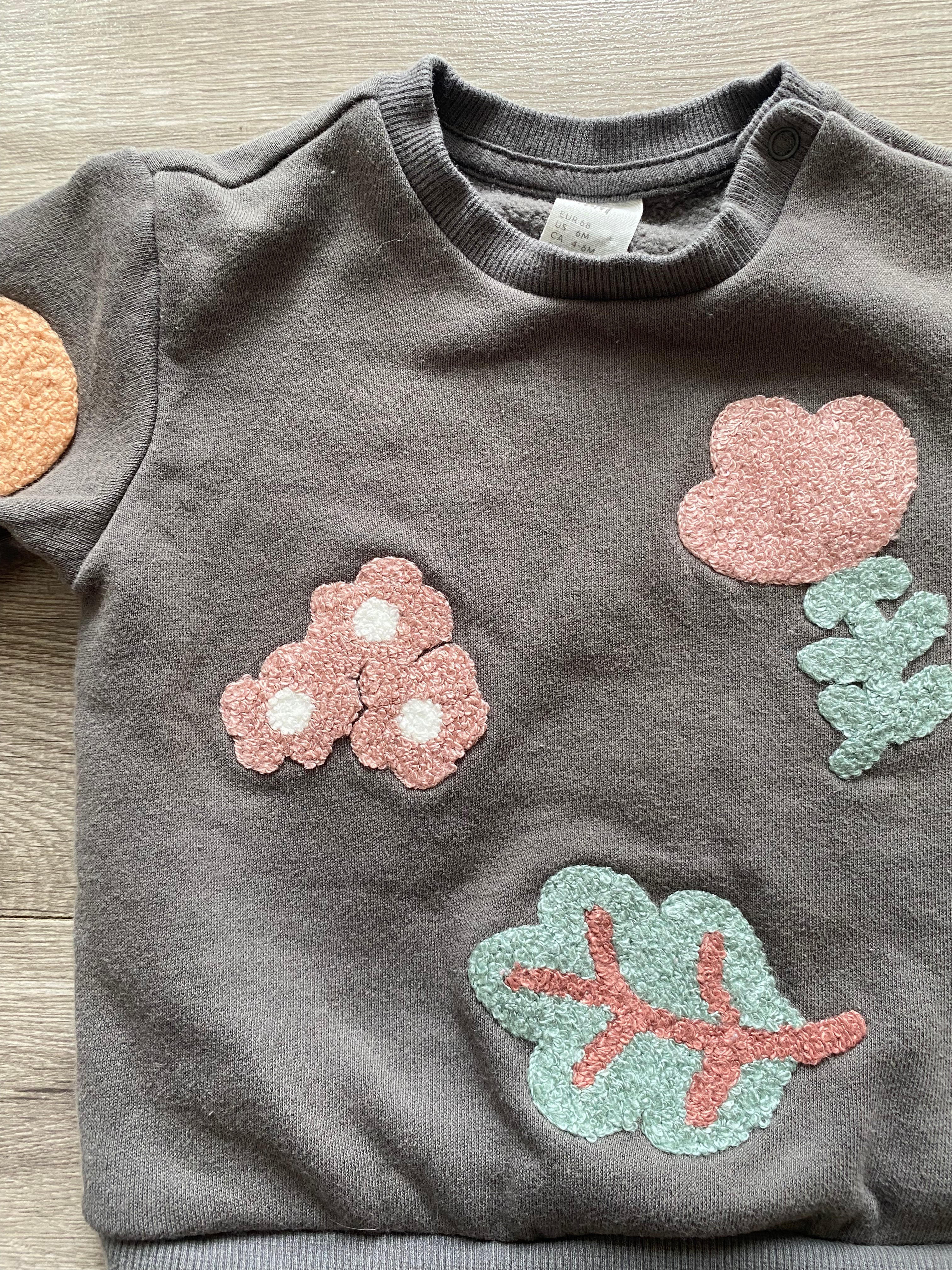 H&M Baby Girl Crewneck 4-6M